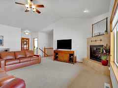 04-725 N Country Club Dr 04-725 N Country Club Dr