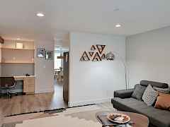 9E0A0132 Bellevue Bldg 072025 9E0A0132 Bellevue Bldg 072025