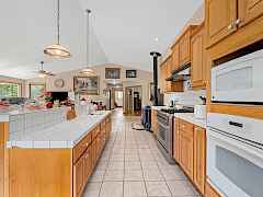 25-3145 red marble rd-chewelah