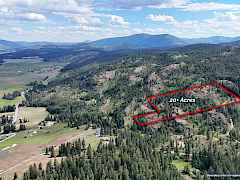 Boundary lines are approximate. This is