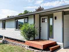 06-1025-E-Ivy-006