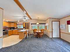 Living and dining room 3